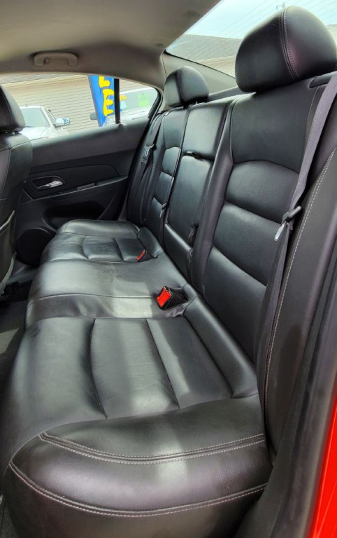 2016 Chevrolet Cruze Image 14
