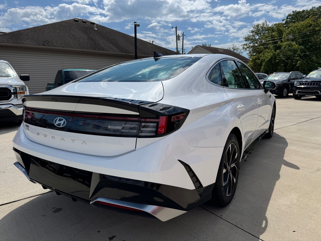 2025 Hyundai Sonata Image 5