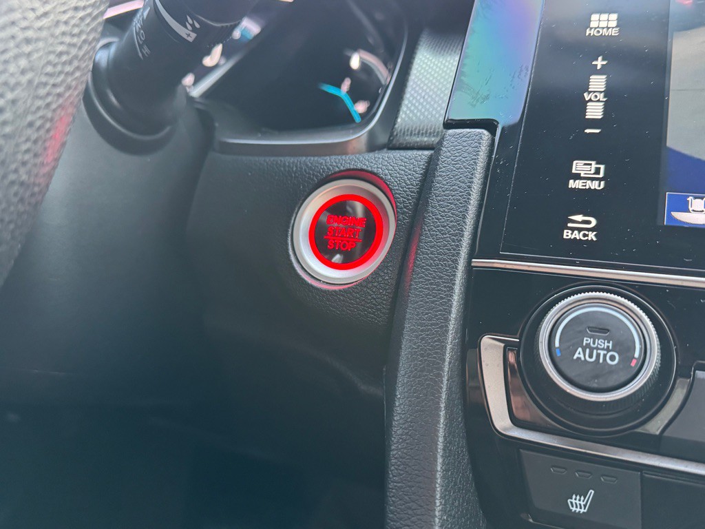 2018 Honda Civic Image 7