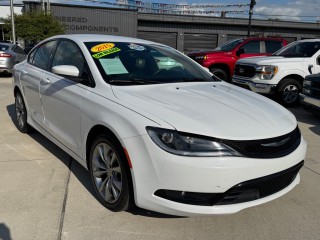 Image for 2015 Chrysler 200 S ID: 6818569