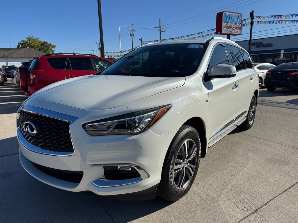 2017 INFINITI QX60 Image 3