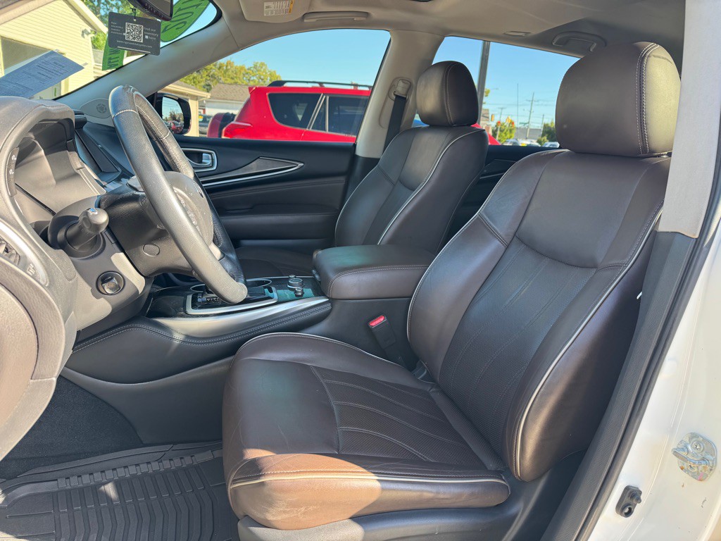 2017 INFINITI QX60 Image 9
