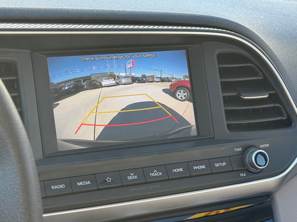 2019 Hyundai Elantra Image 6