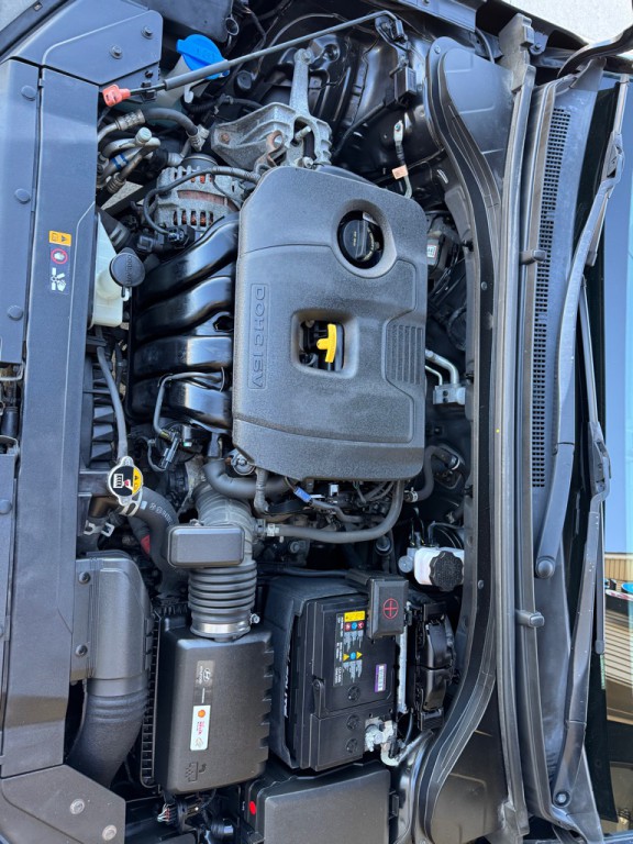 2019 Hyundai Elantra Image 10