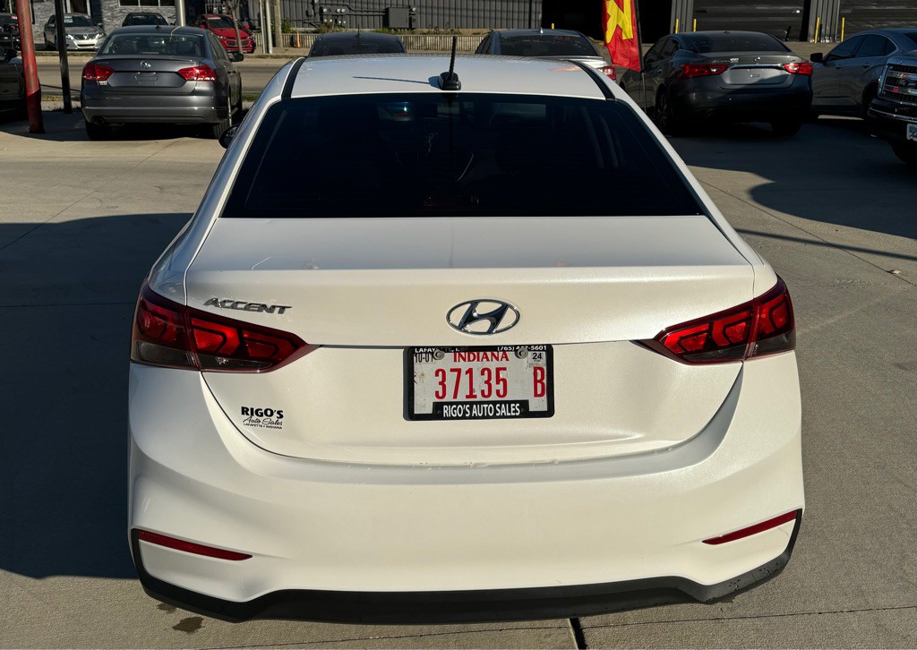 2019 Hyundai Accent Image 5