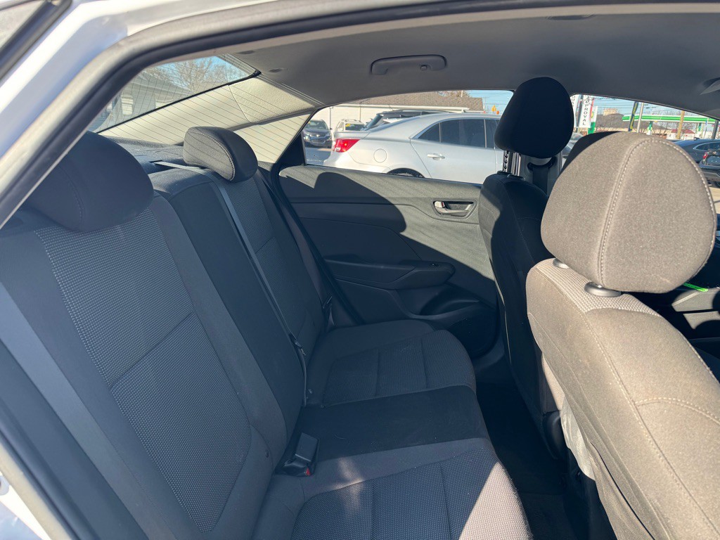 2019 Hyundai Accent Image 10