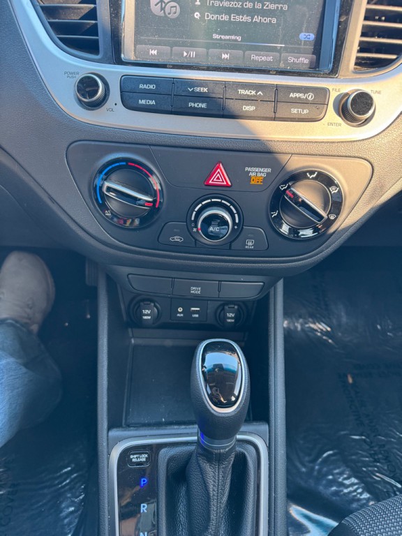 2019 Hyundai Accent Image 16
