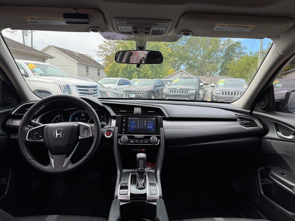 2017 Honda Civic Image 11