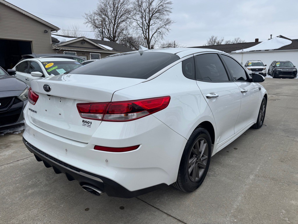 2020 Kia Optima Image 6