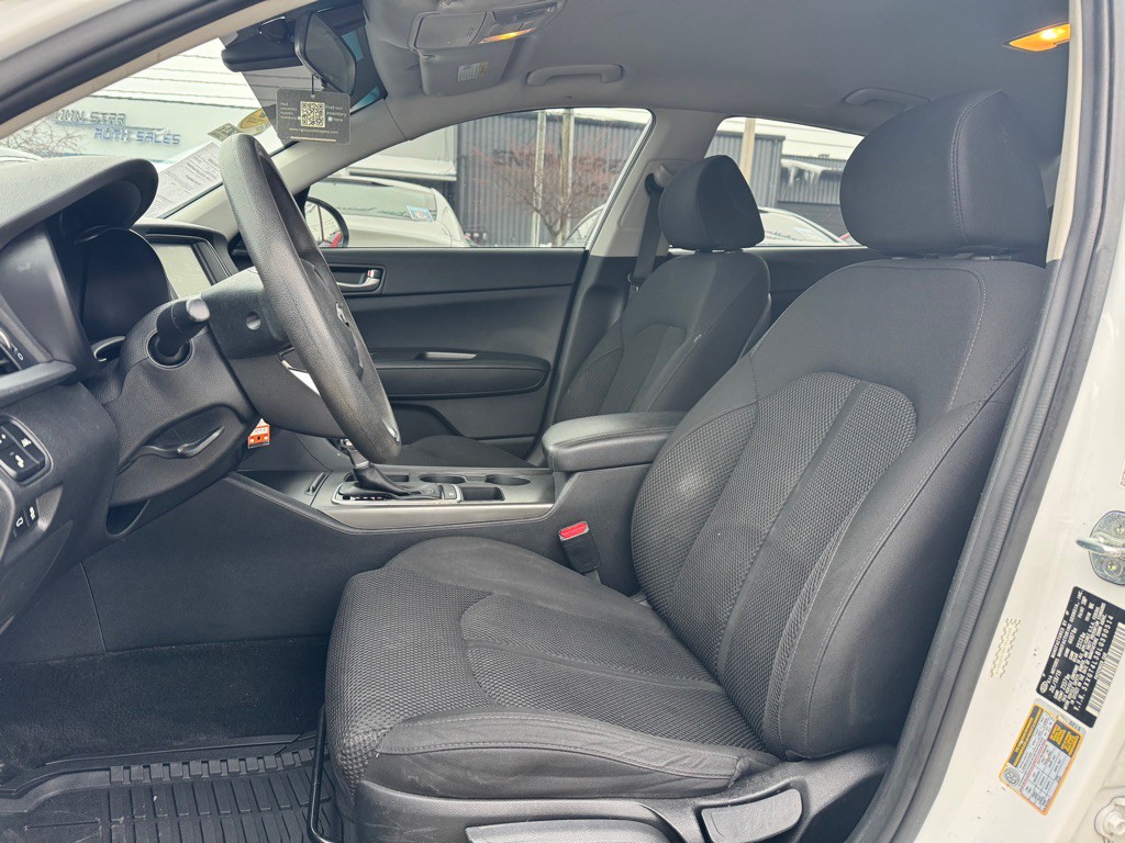 2020 Kia Optima Image 11