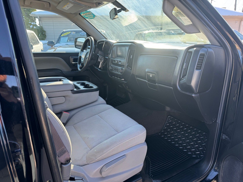 2017 GMC Sierra Image 5