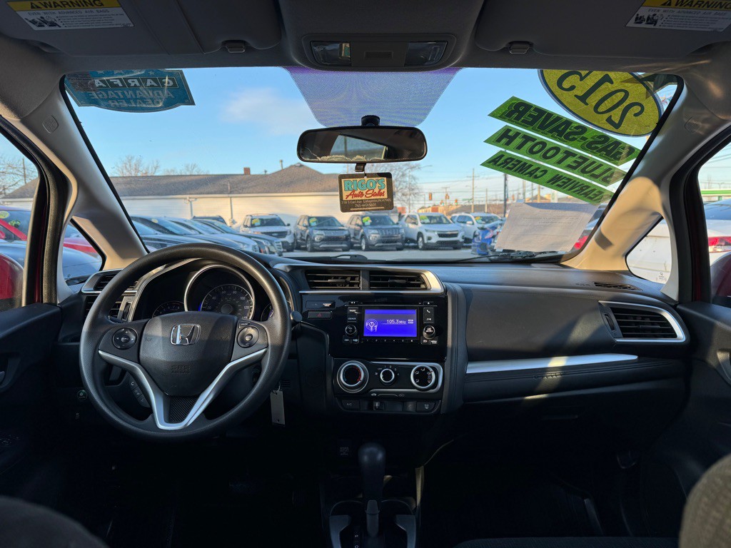 2015 Honda Fit Image 9