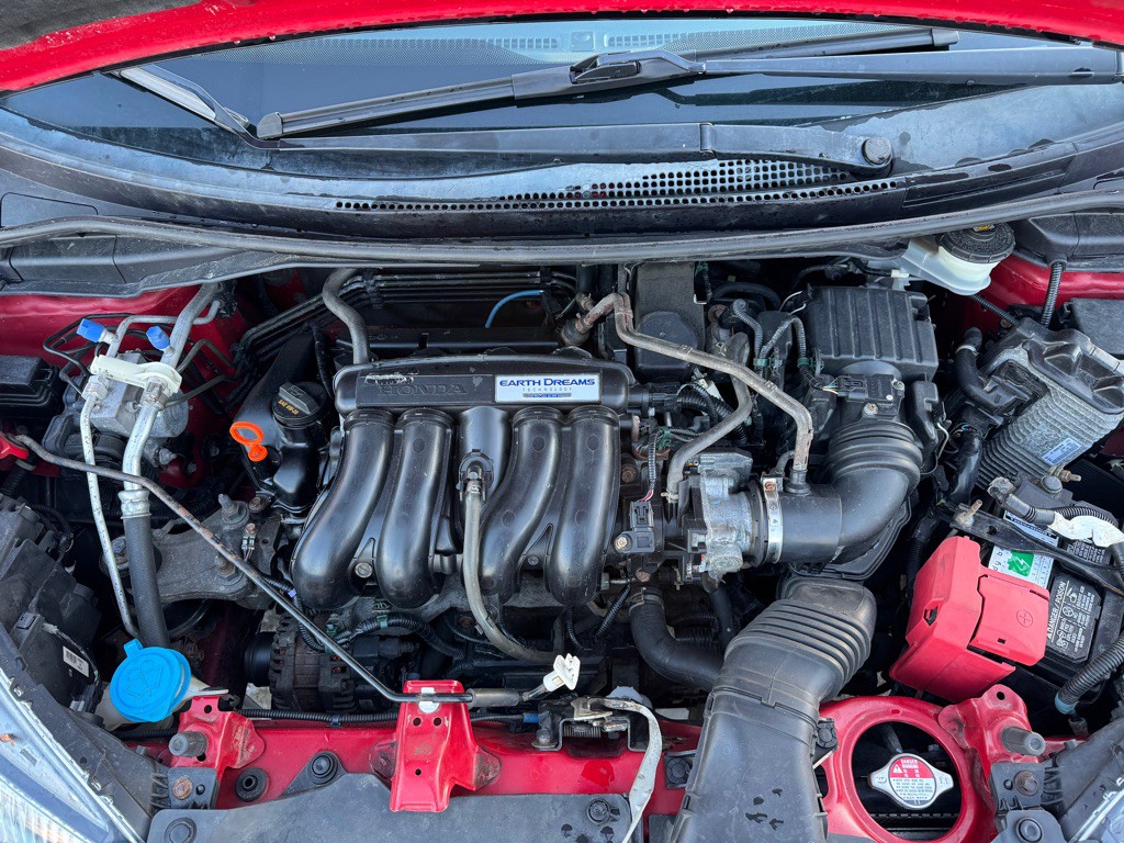 2015 Honda Fit Image 11