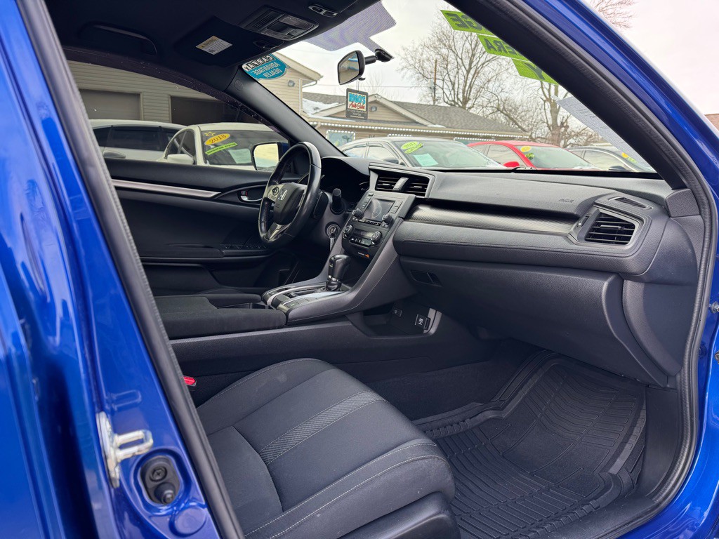 2018 Honda Civic Image 8