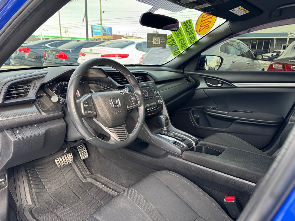 2018 Honda Civic Image 12