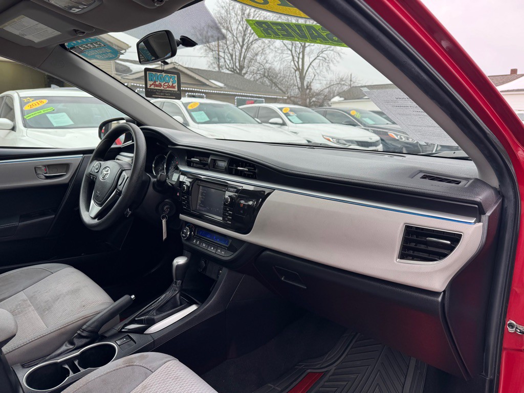 2015 Toyota Corolla Image 6