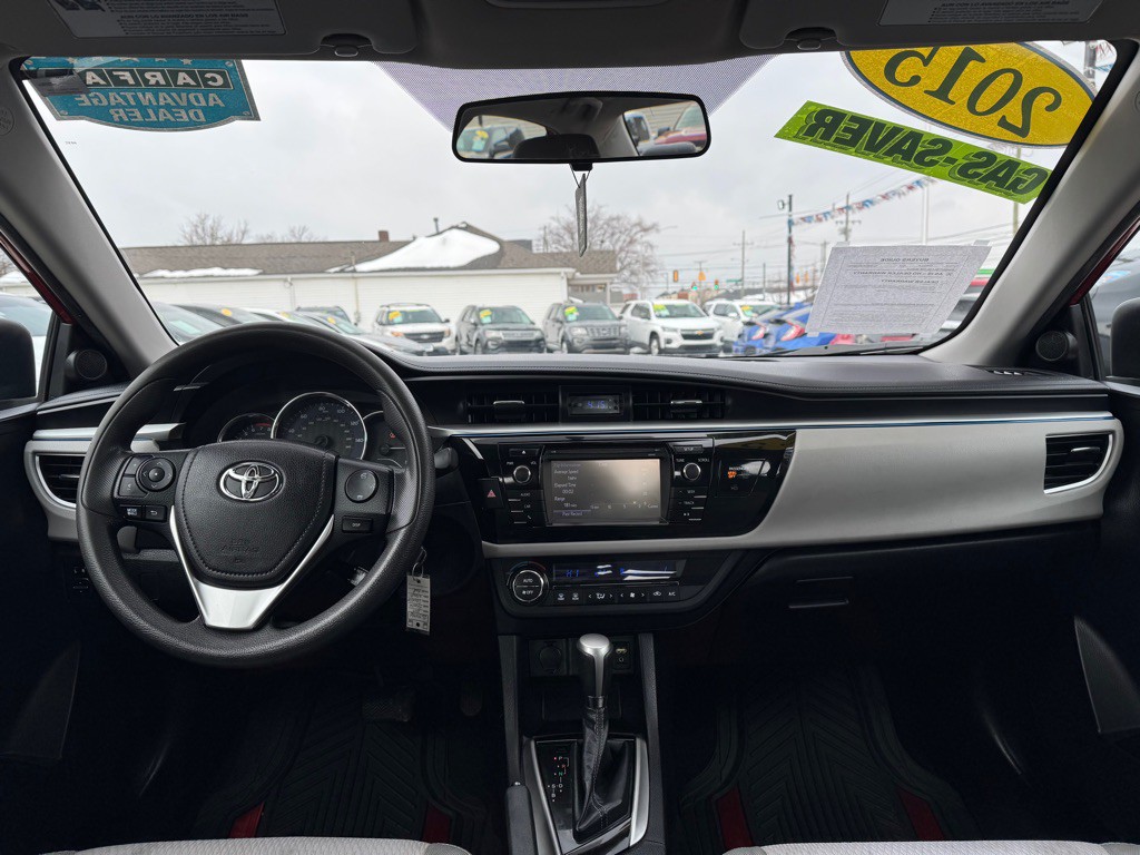 2015 Toyota Corolla Image 8