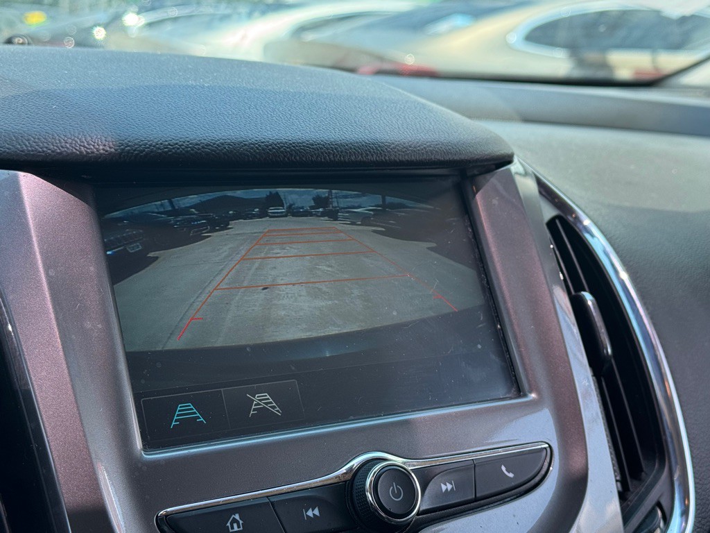 2017 Chevrolet Cruze Image 8