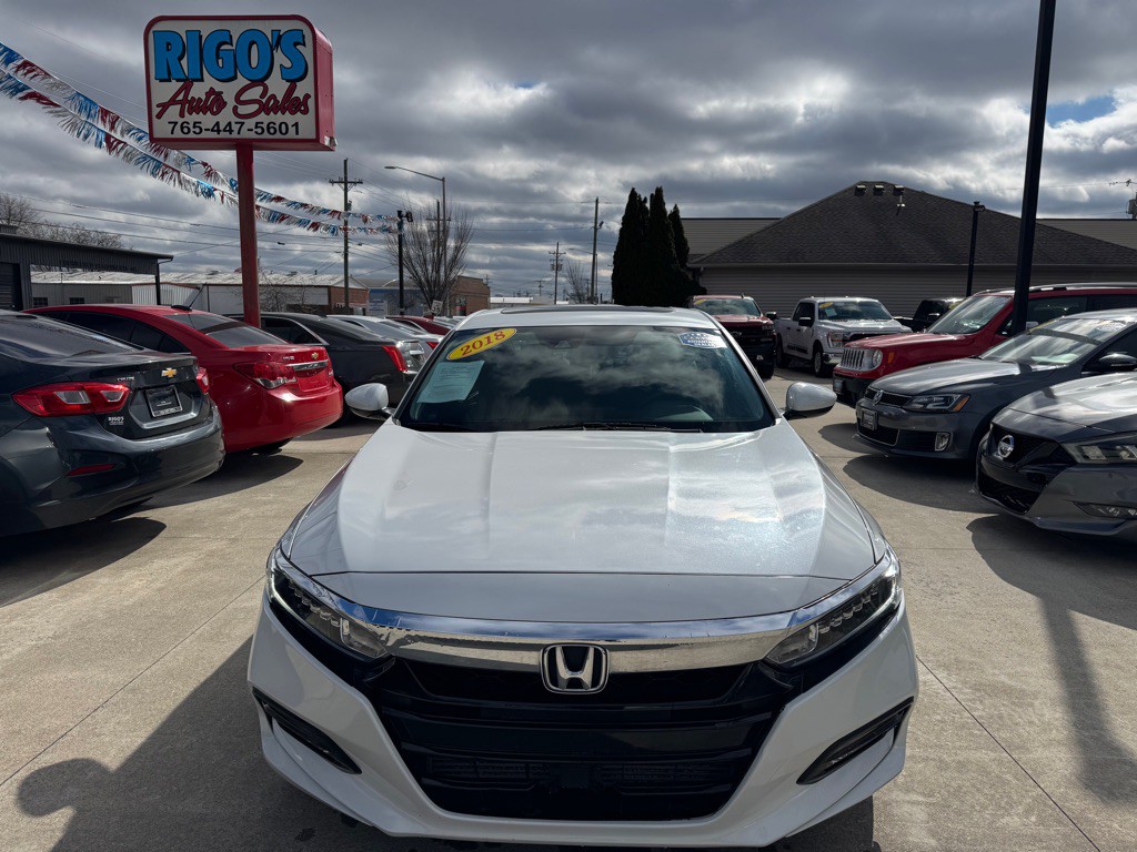 2018 Honda Accord Image 2