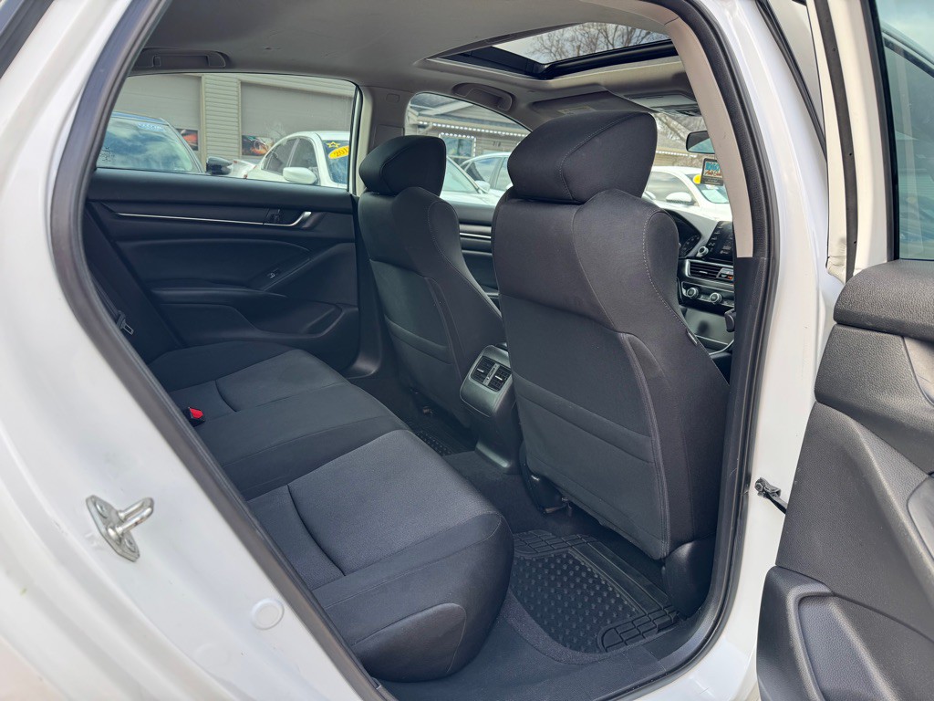 2018 Honda Accord Image 6