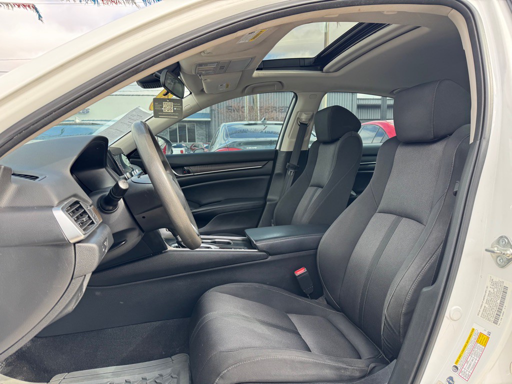 2018 Honda Accord Image 9