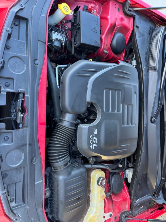 2015 Chrysler 300 Image 11