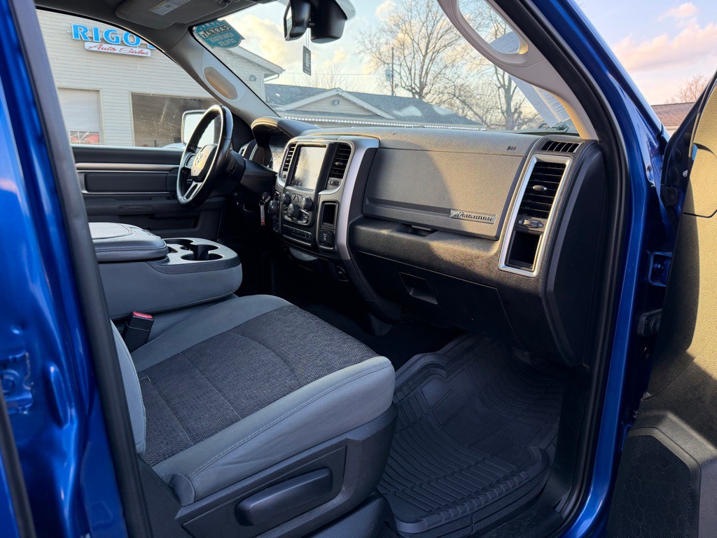2018 RAM 1500 Image 12
