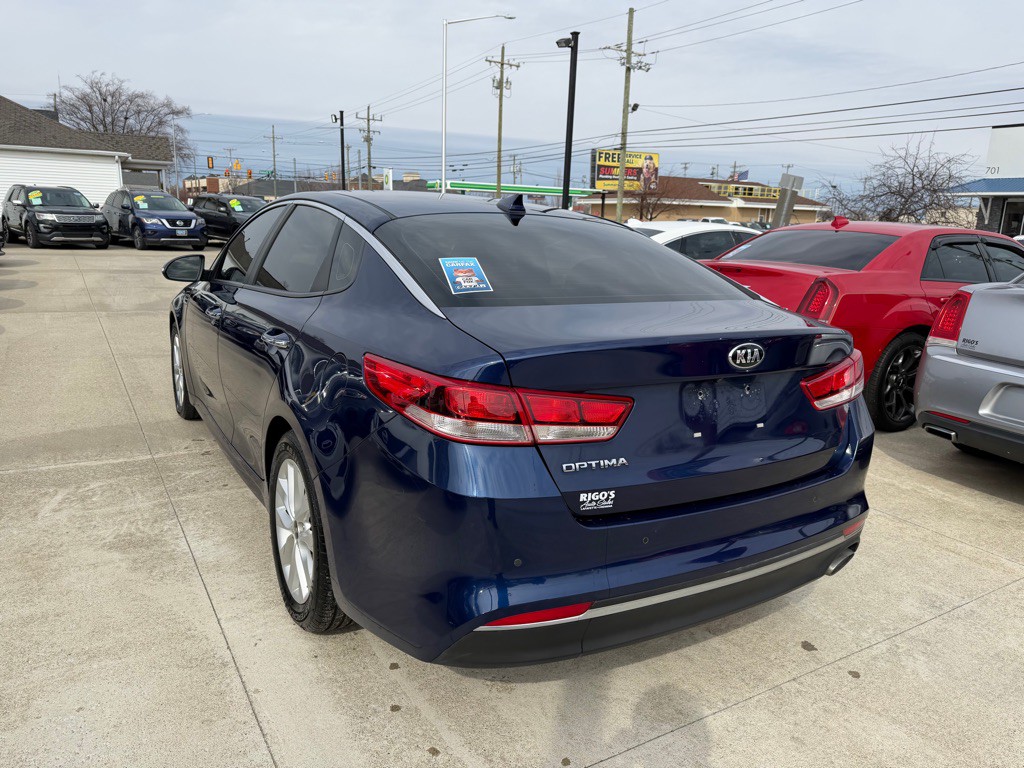 2018 Kia Optima Image 4