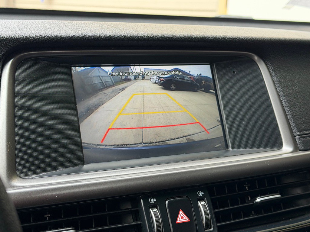 2018 Kia Optima Image 11