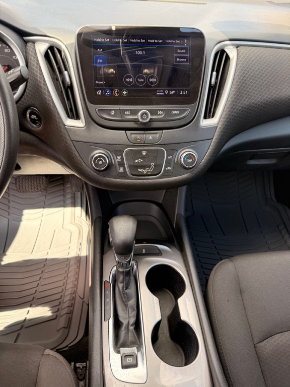 2023 Chevrolet Malibu Image 7
