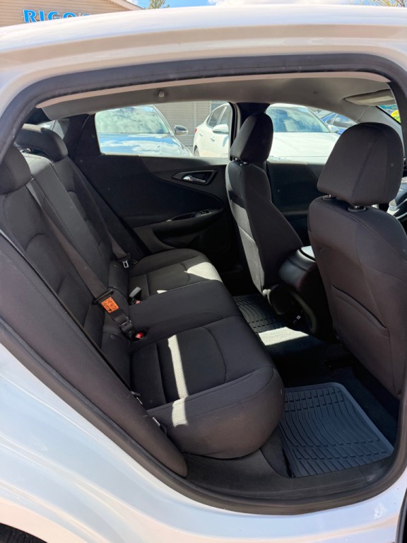 2023 Chevrolet Malibu Image 10