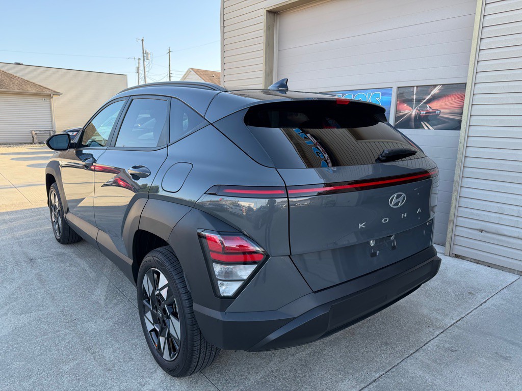 2025 Hyundai Kona Image 5
