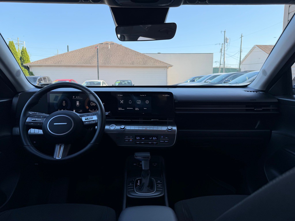 2025 Hyundai Kona Image 8