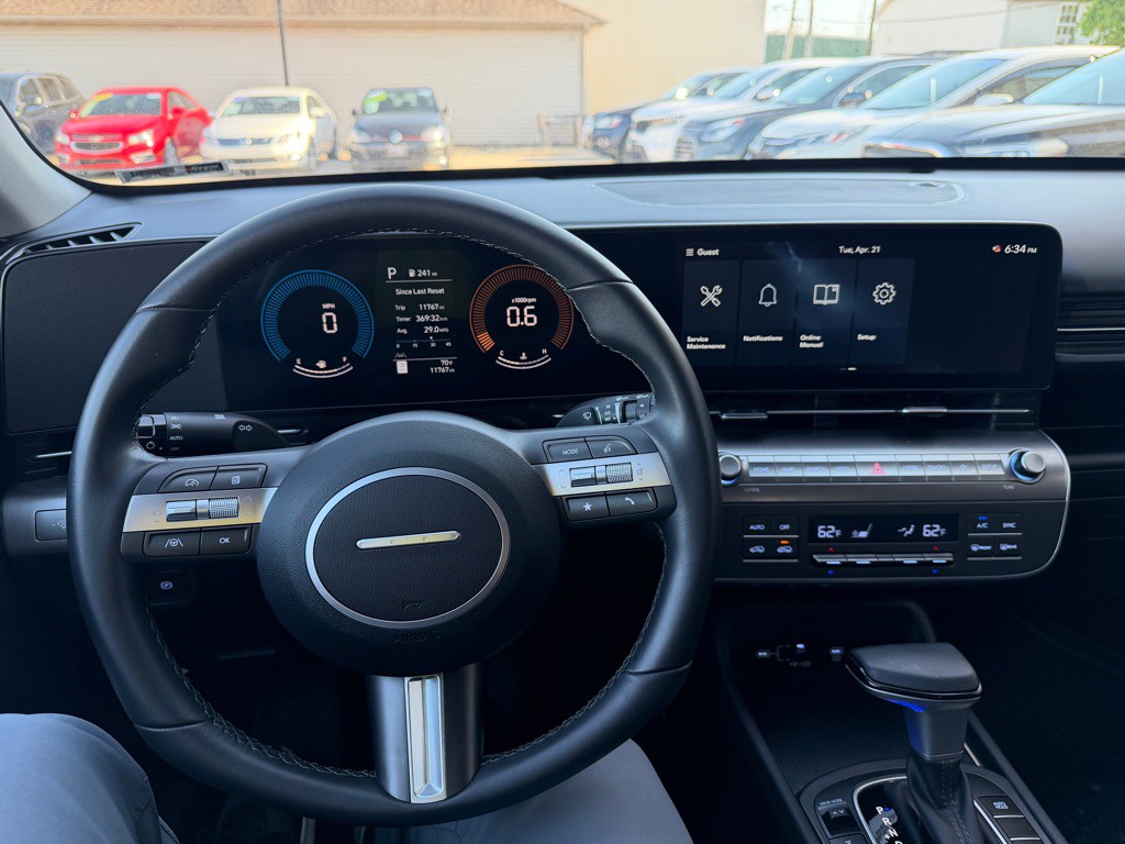 2025 Hyundai Kona Image 10