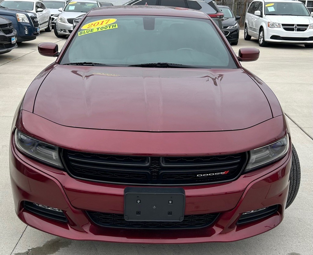 2017 Dodge Charger Image 2