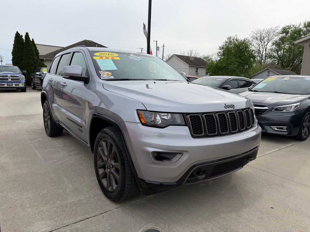 2016 Jeep Grand Cherokee Image 1