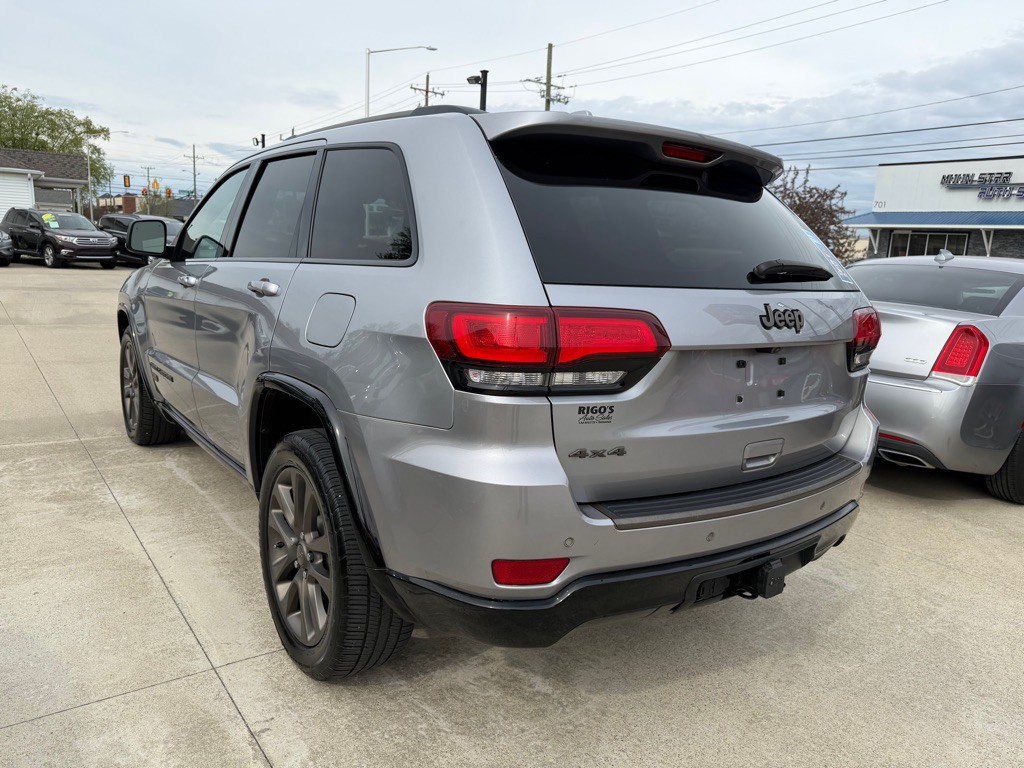 2016 Jeep Grand Cherokee Image 4