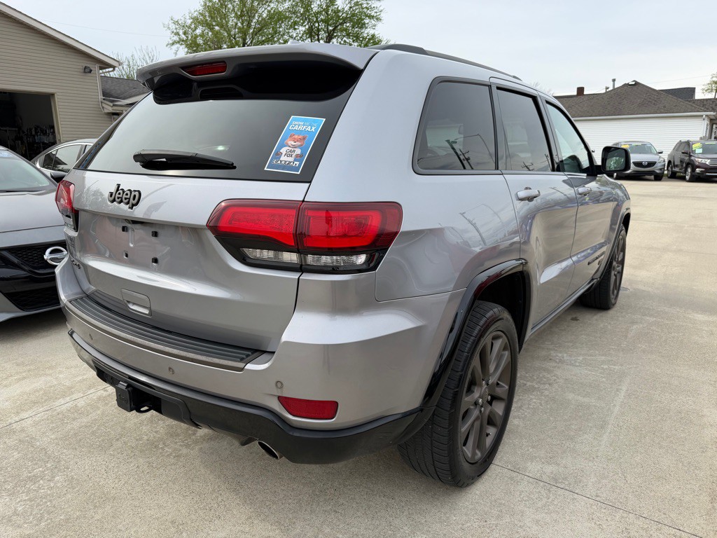 2016 Jeep Grand Cherokee Image 5