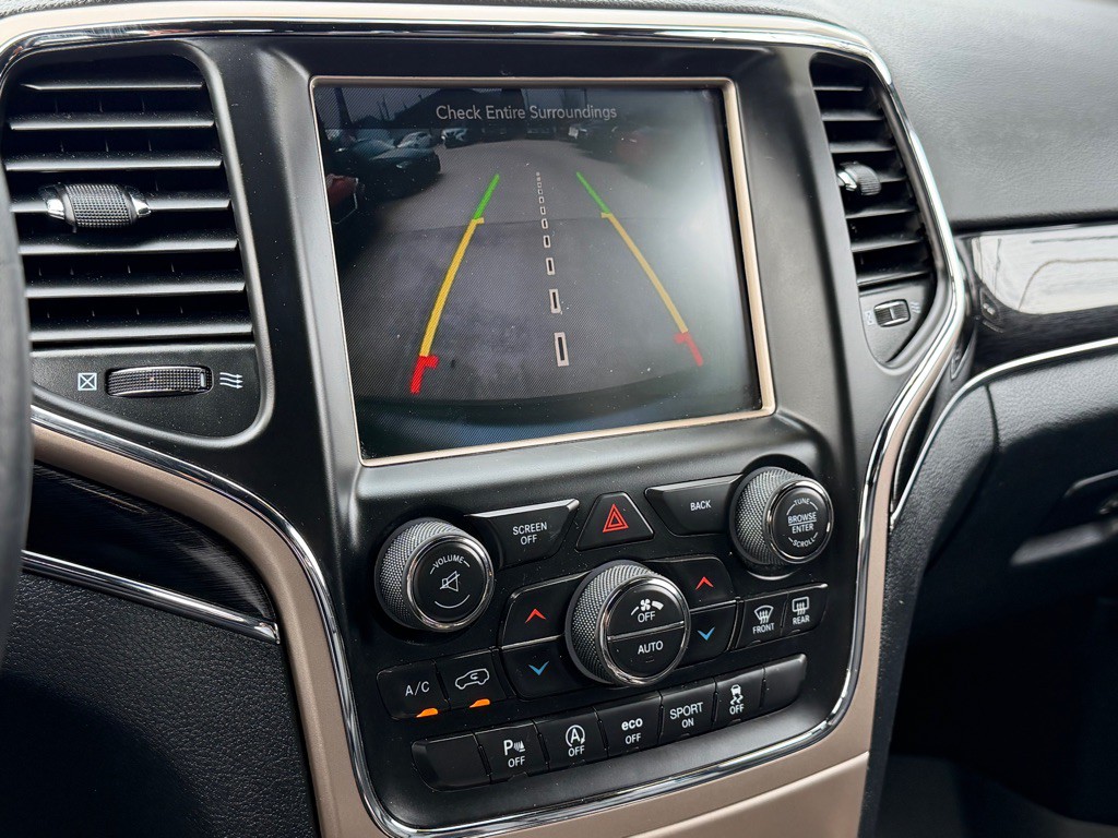 2016 Jeep Grand Cherokee Image 8