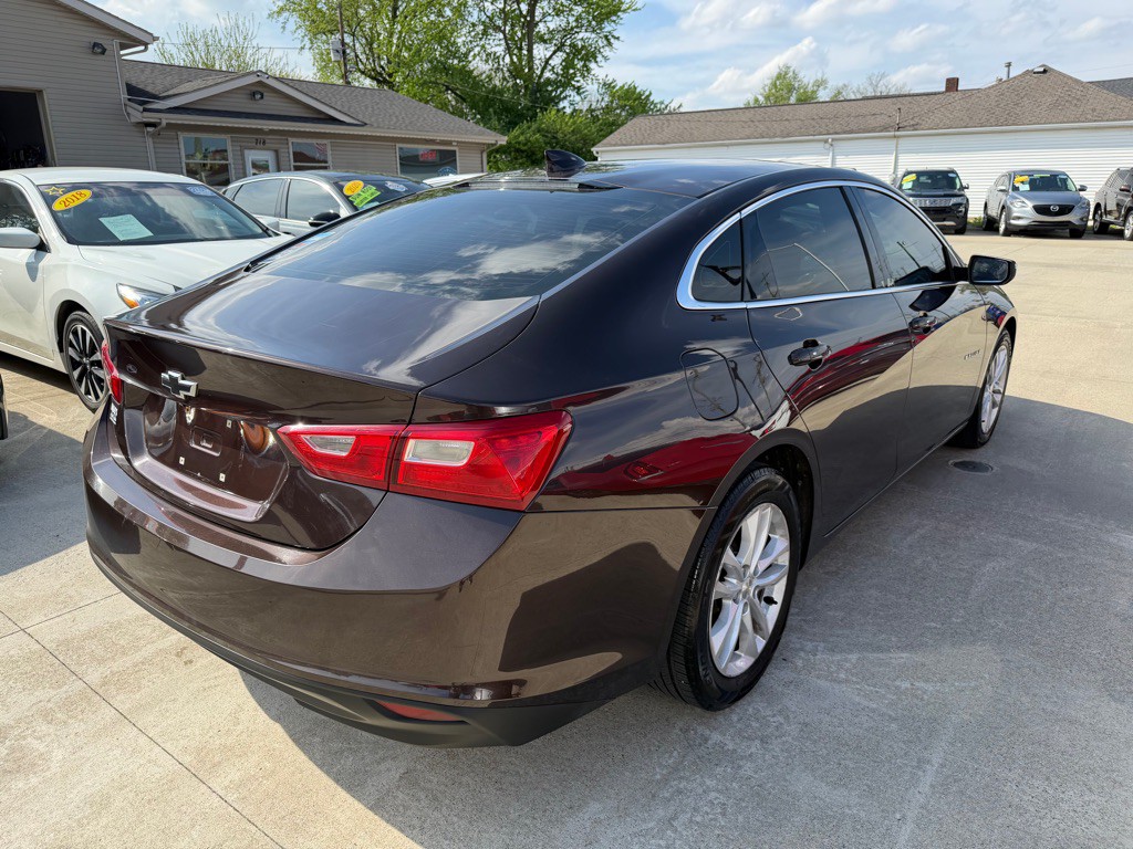 2016 Chevrolet Malibu Image 5