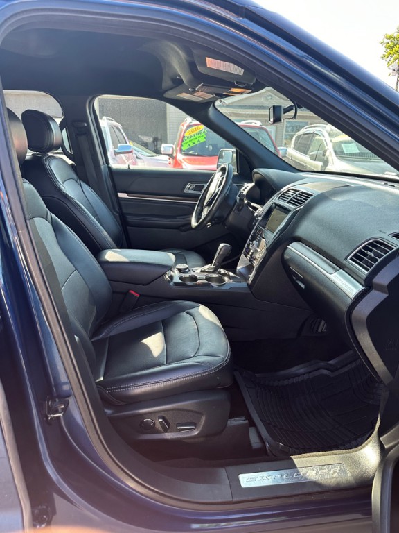 2017 Ford Explorer Image 7