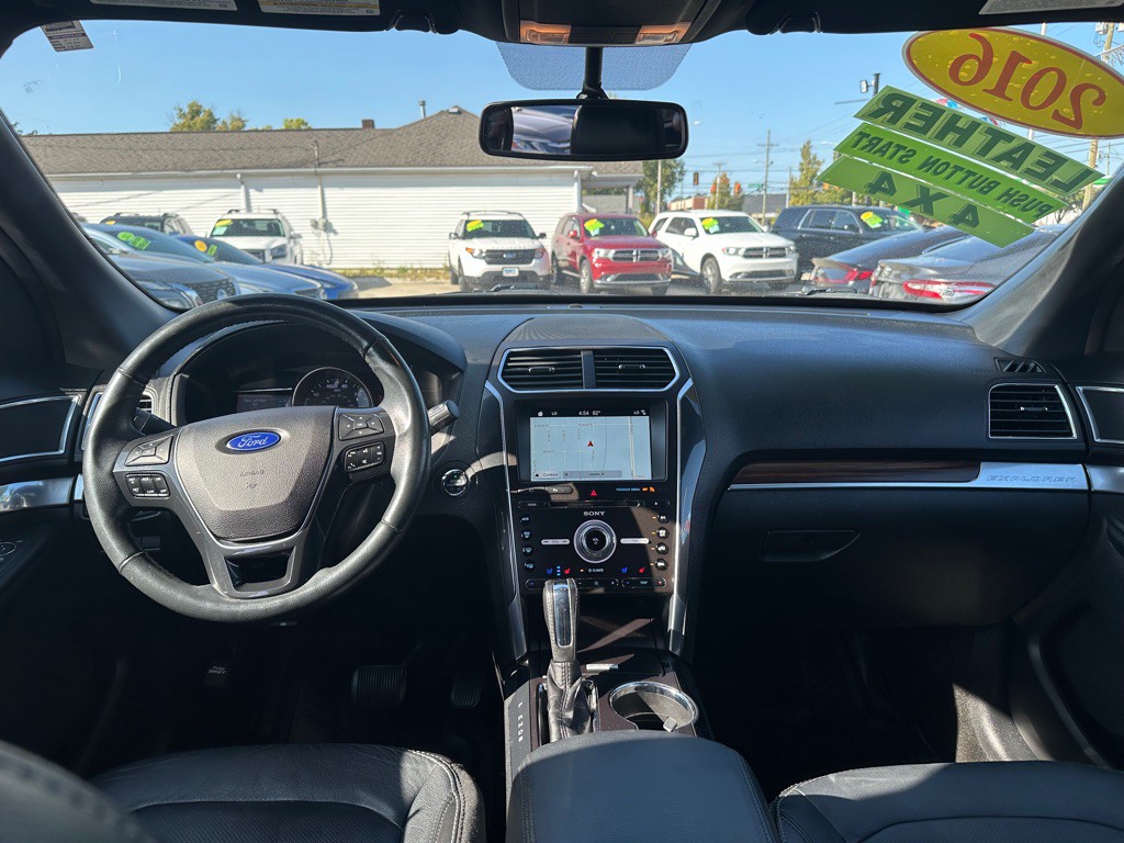 2017 Ford Explorer Image 11