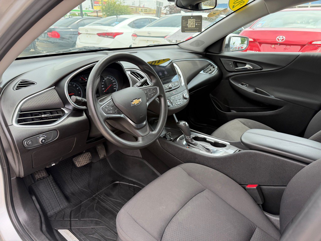 2019 Chevrolet Malibu Image 9