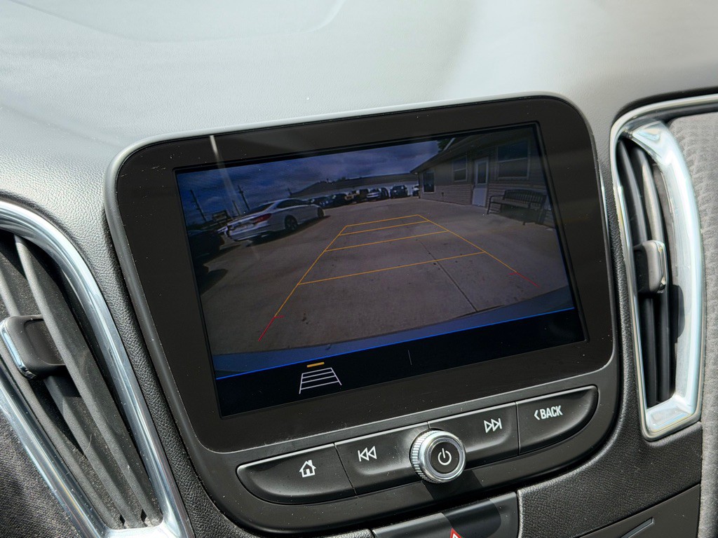 2019 Chevrolet Malibu Image 12