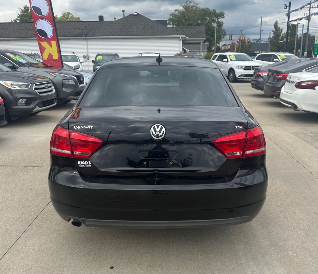 2015 Volkswagen Passat Image 5