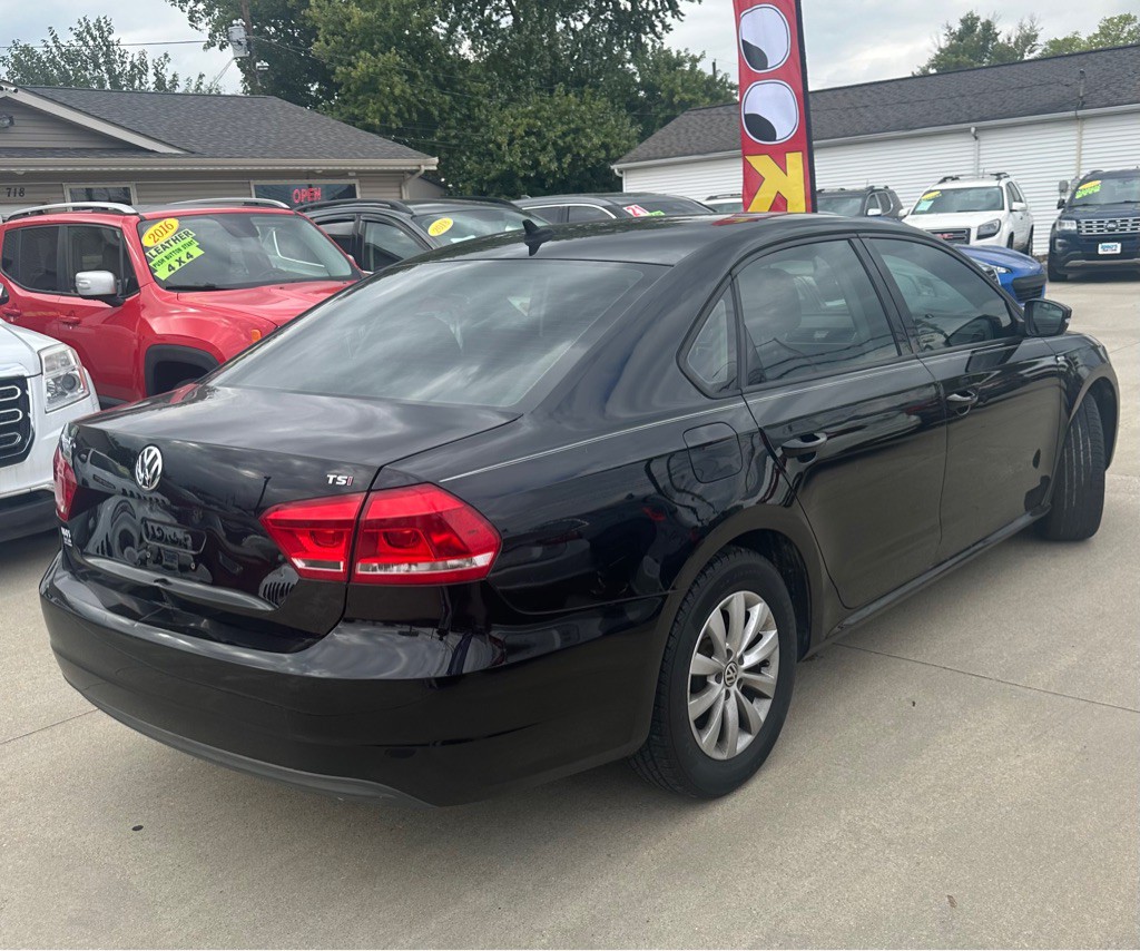 2015 Volkswagen Passat Image 6