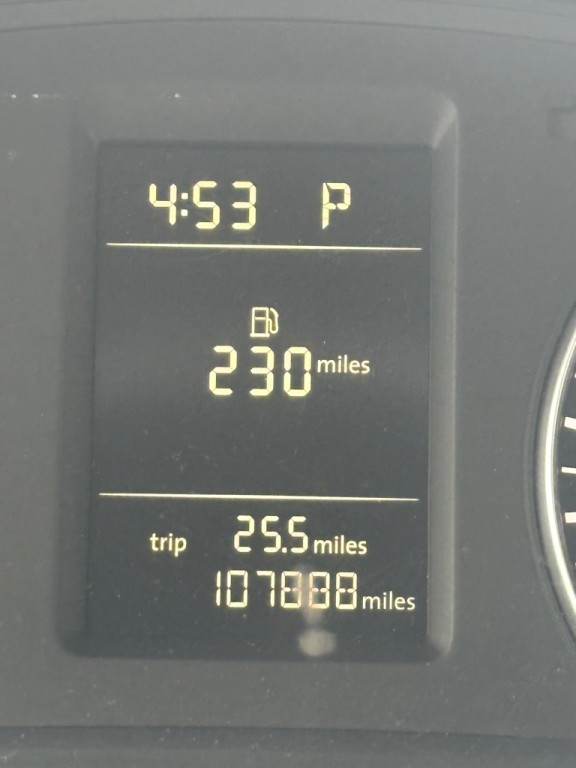 2015 Volkswagen Passat Image 14