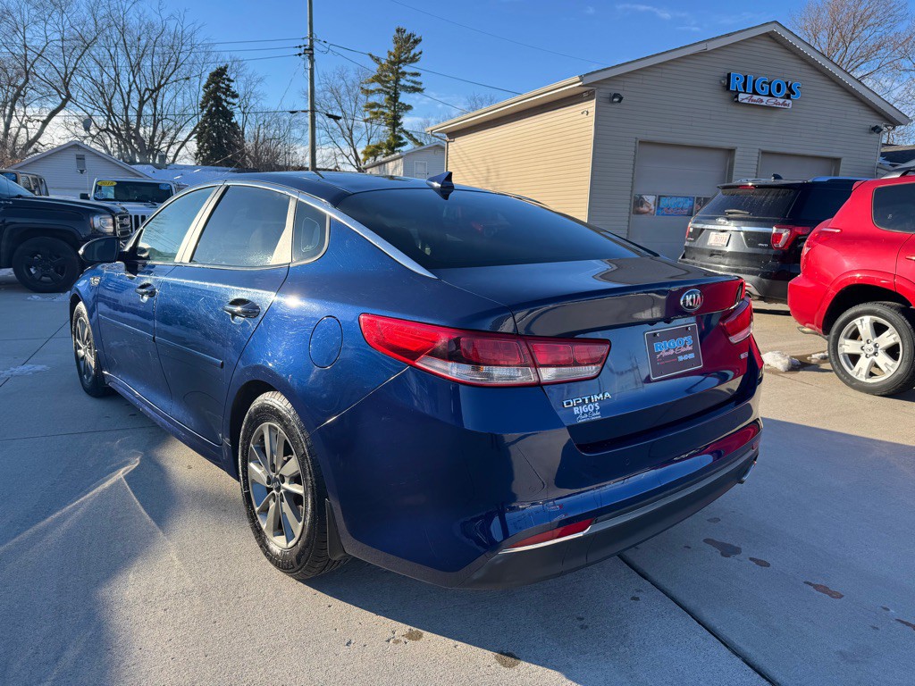 2018 Kia Optima Image 4