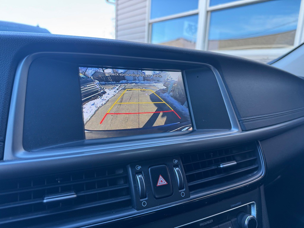 2018 Kia Optima Image 8