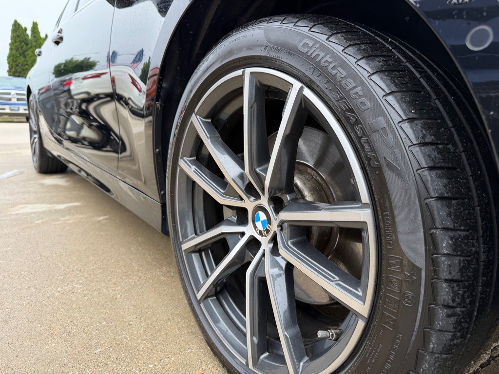 2020 BMW 3 Series Image 16